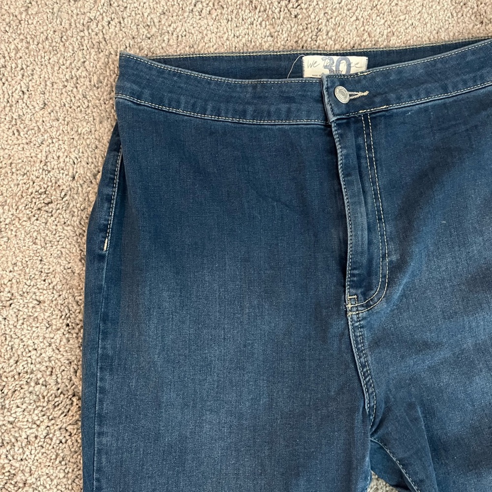 Free People Bell Bottom Jeans - Picture 2 of 4